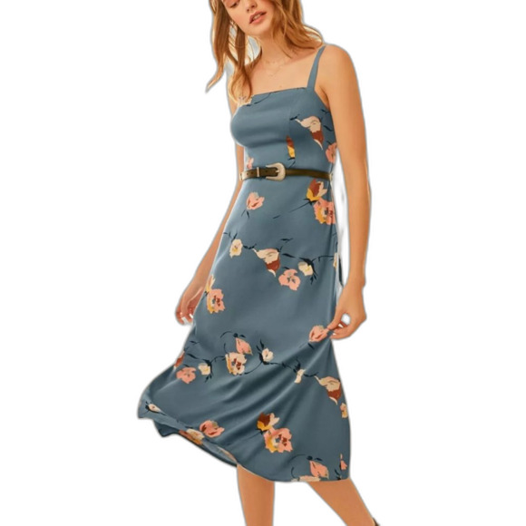 Urban Outfitters Layla Straight-Neck Tie-Back Midi Dress. Size Medium - Picture 4 of 11